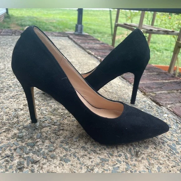 Black Velvet Catherine Malandrino Heels - Picture 9 of 10